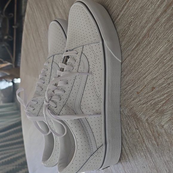 Vans Customs - Picture 2 of 5